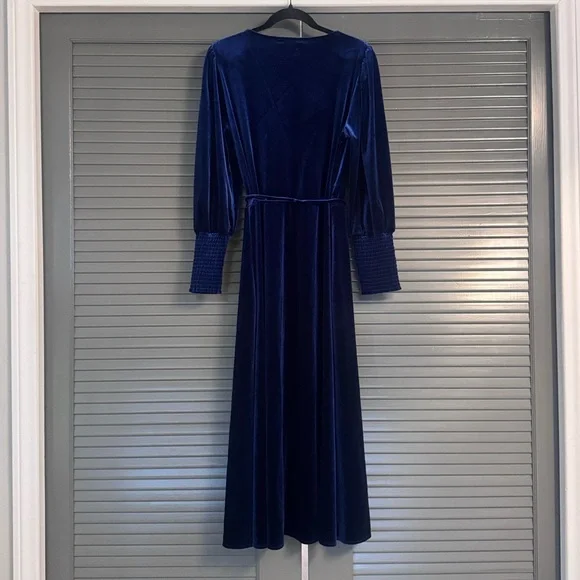 NWT Belle and Bloom Royal Blue Velvet Maxi Dress - Picture 4 of 8